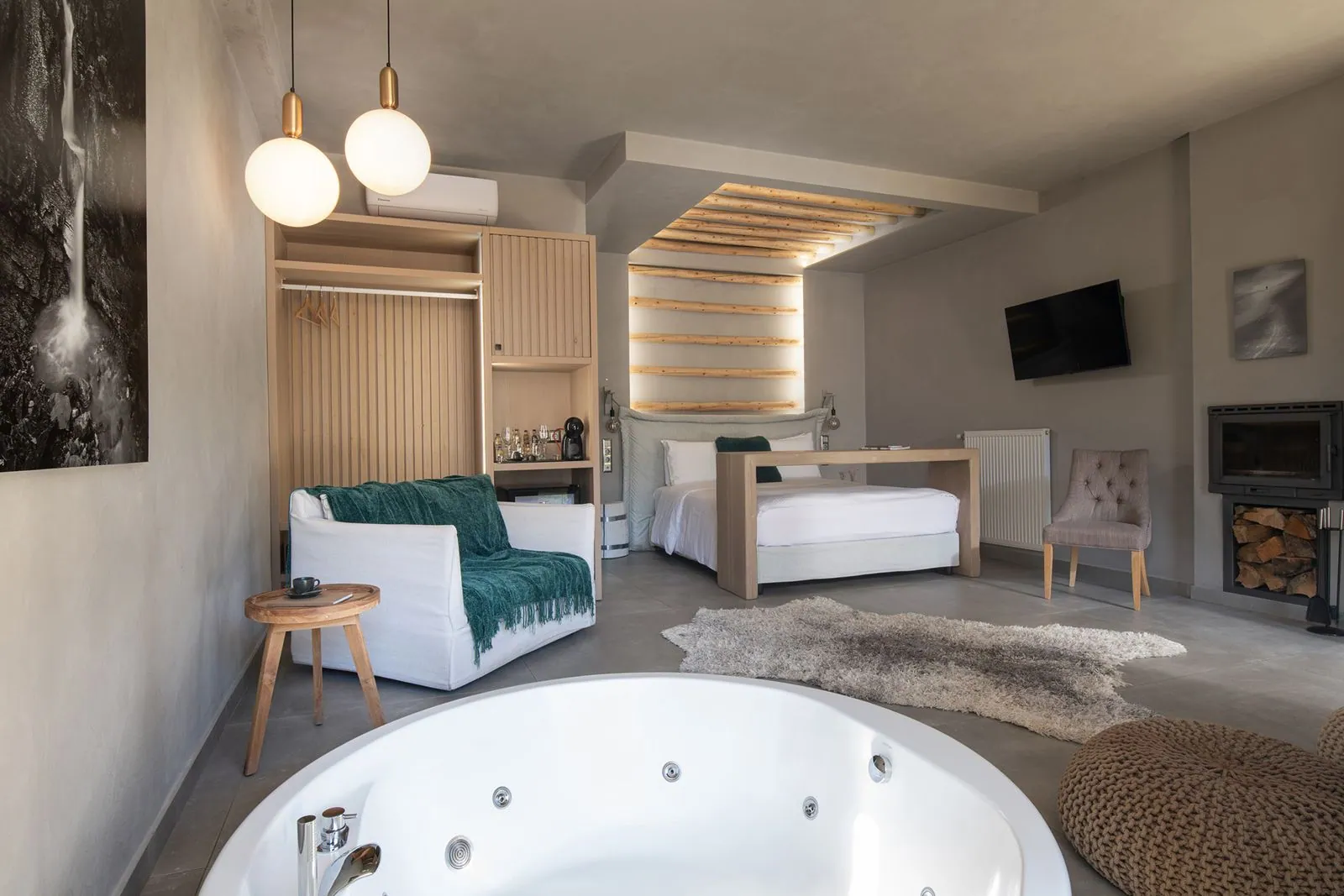 Executive Suite